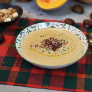 Velvety chestnut soup with pumpkin and caramelised bacon